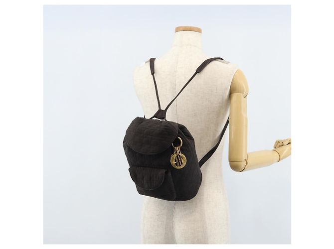 Christian Dior Zaino Lady Dior in nylon marrone e oro Auth BSZ057 D'oro - vista 23