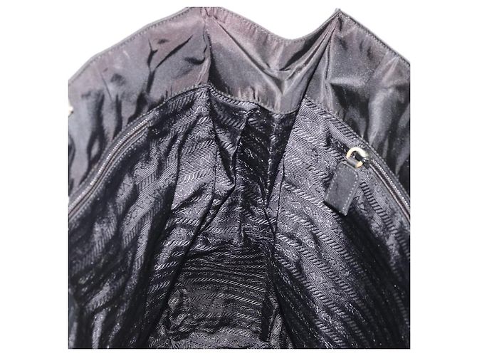Borsa Tote Prada in nylon nera Auth 174737 Nero - vista 19