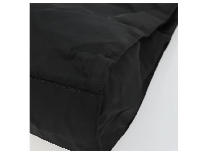 Borsa Tote Prada in nylon nera Auth 174737 Nero - vista 9