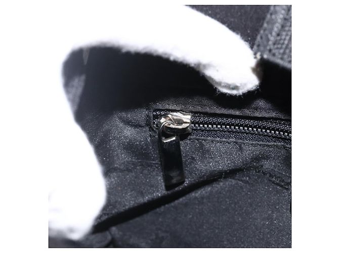 Borsa a mano Salvatore Ferragamo in nylon 2 in 1 nera e argento autentica ka3729A Nero - vista 20