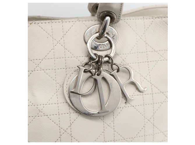 Christian Dior Borsa a mano Lady Dior Canage in pelle bianca e argento Auth YKZ152 Bianco - vista 10