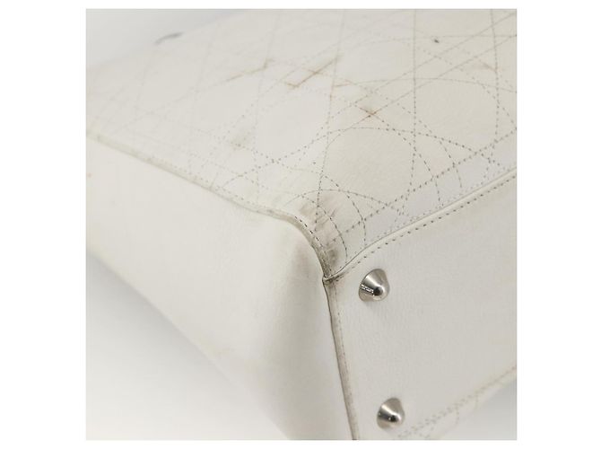 Christian Dior Borsa a mano Lady Dior Canage in pelle bianca e argento Auth YKZ152 Bianco - vista 16