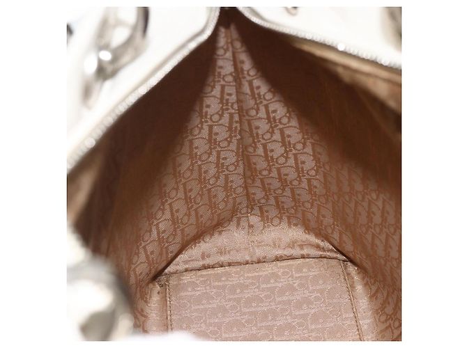 Christian Dior Borsa a mano Lady Dior Canage in pelle bianca e argento Auth YKZ152 Bianco - vista 19