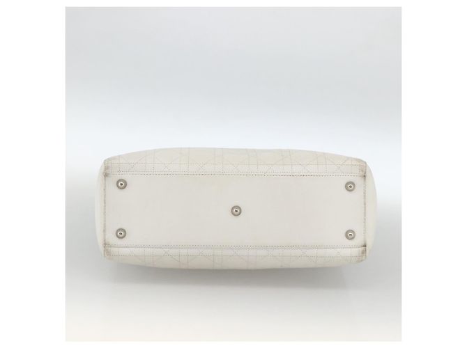 Christian Dior Borsa a mano Lady Dior Canage in pelle bianca e argento Auth YKZ152 Bianco - vista 5