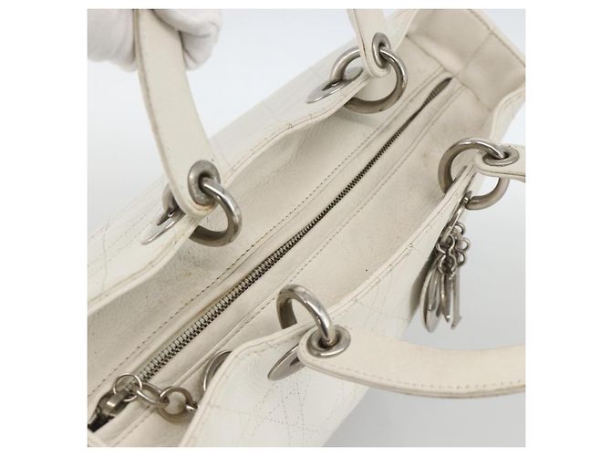 Christian Dior Borsa a mano Lady Dior Canage in pelle bianca e argento Auth YKZ152 Bianco - vista 6