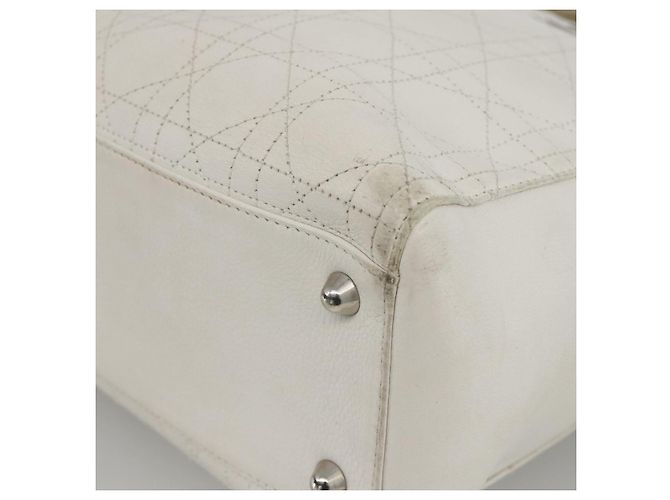 Christian Dior Borsa a mano Lady Dior Canage in pelle bianca e argento Auth YKZ152 Bianco - vista 9
