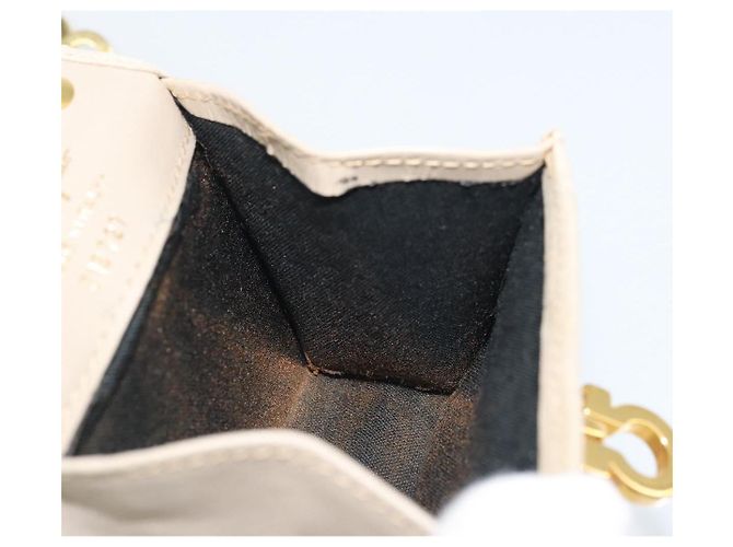 Borsa Pouch in Suede Beige e Oro Gancini di Salvatore Ferragamo Auth YKZ1630 D'oro - vista 19