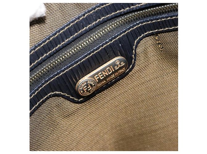 Borsa a mano in tela Zucca FENDI nera marrone oro Auth YKZ069 Nero D'oro - vista 18