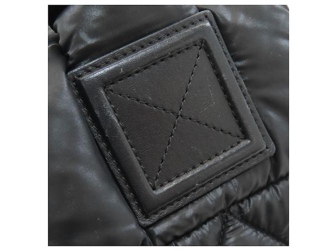 Borsa in nylon Coco Cocoon di Chanel Nero - vista 14
