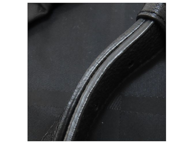 Umhängetasche mit Karomuster von Burberry Schwarz - Ansicht 21