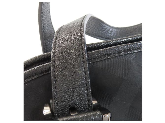 Umhängetasche mit Karomuster von Burberry Schwarz - Ansicht 25