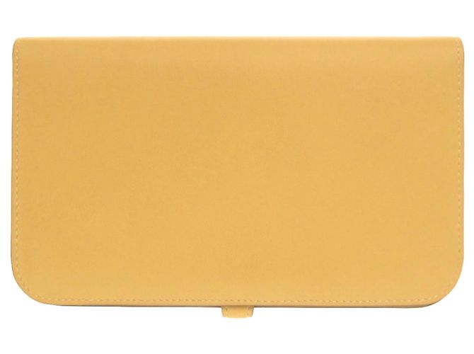 Billetera Dogon GM de Hermès en cuero Swift amarillo - vista 3