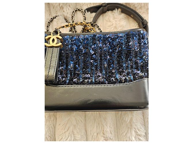 Borsa a spalla Chanel in pelle nera con paillettes blu Nero - vista 3