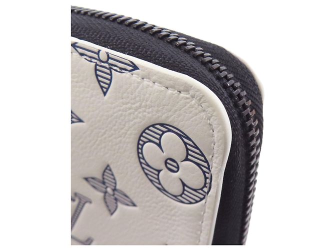 Louis Vuitton Monogram Shadow Zippy Wallet White Navy blue - view 12