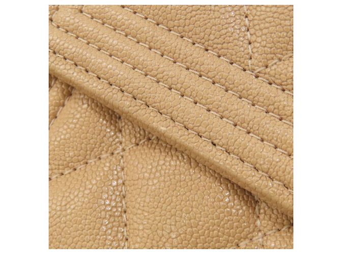 Chanel Boy Geldbörse mit goldener Hardware Beige - Ansicht 15