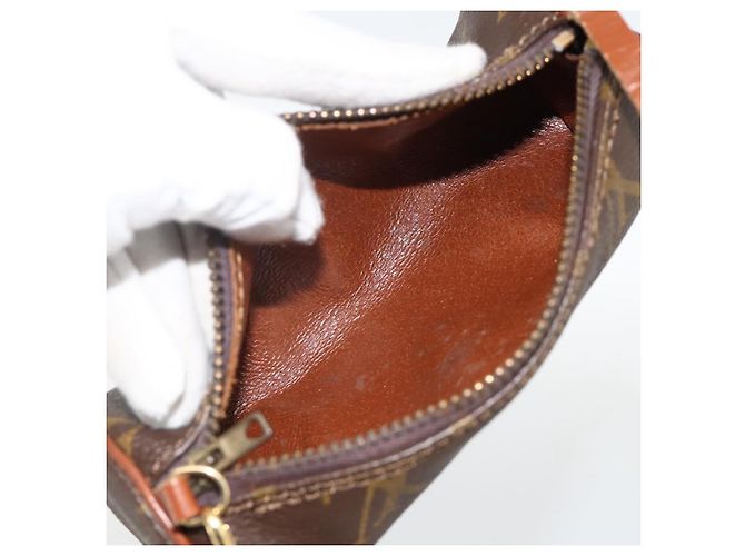 Pochette Papillon Monogram in Tela Mini Louis Vuitton Marrone - vista 5