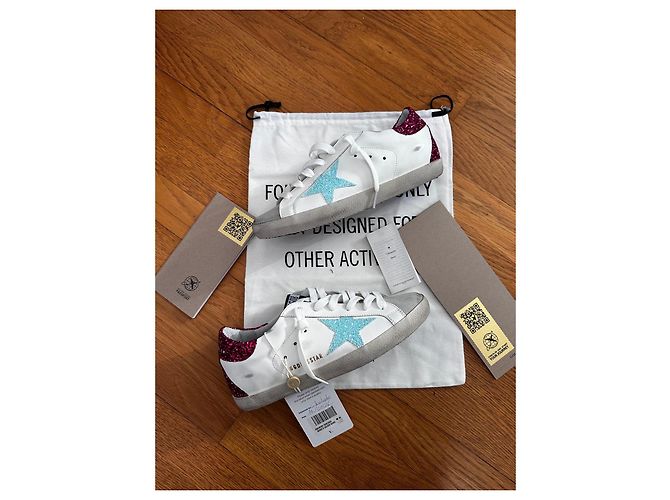 Golden Goose Sneaker basse Superstar in pelle bianca e paillettes Rosa Bianco Blu - vista 4