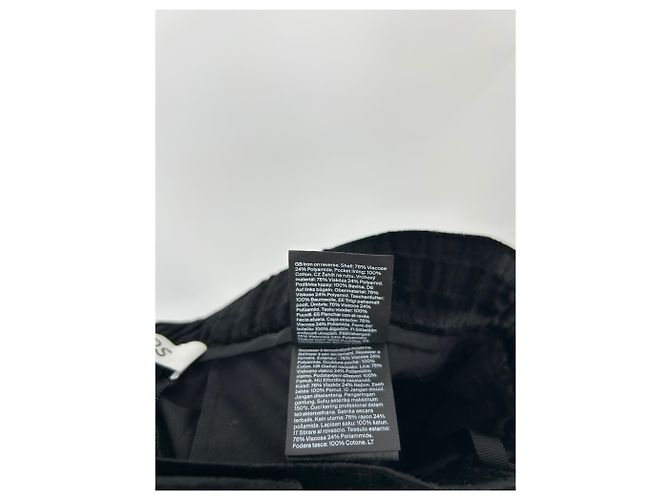 Cos Schwarze Samt-Effekt-Hose - Ansicht 4