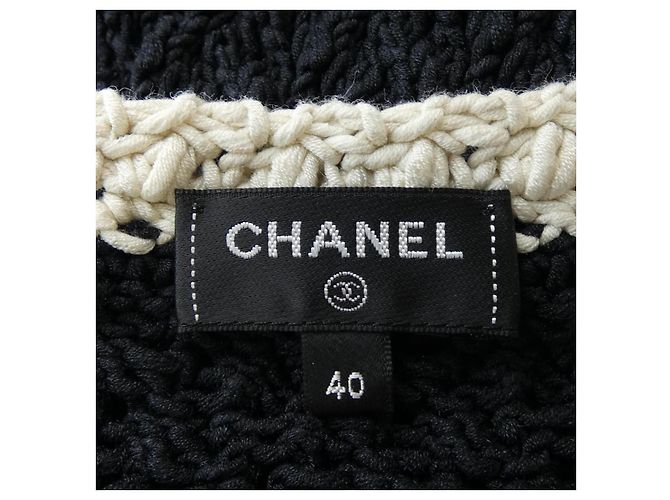 Cardigan lungo Chanel nero e bianco - vista 4