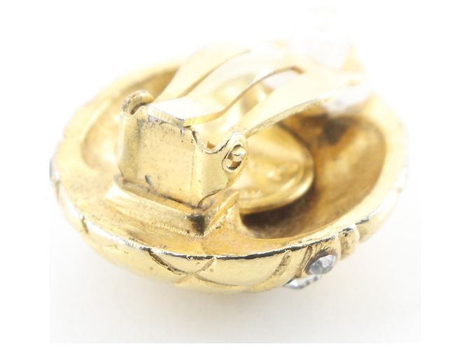 Vintage Matelassé Gold Clip Ohrringe von Chanel Golden - Ansicht 8