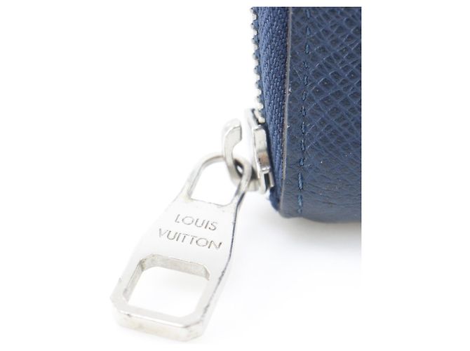 Zippy Louis Vuitton Taiga Long Wallet Blue Navy blue - view 14