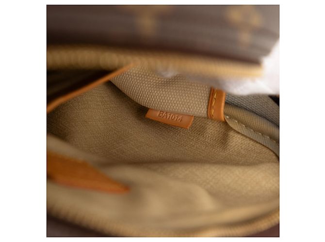 Louis Vuitton Trouville Monogramma Marrone - vista 6