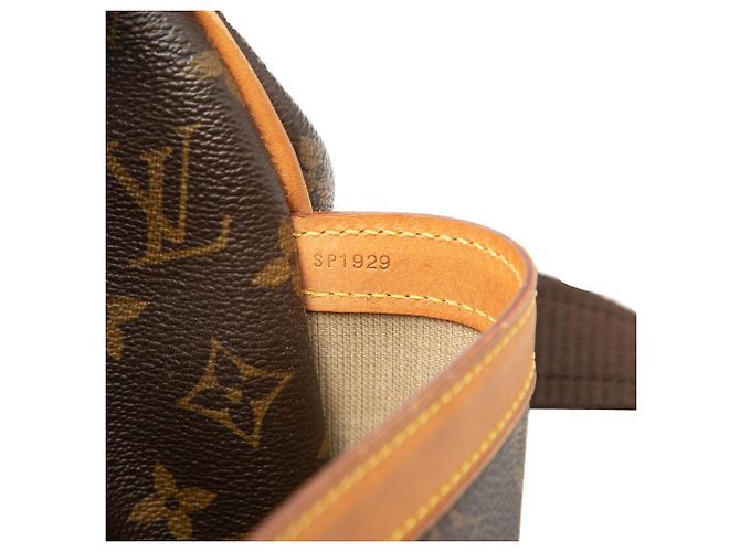 Reporter GM Monograma Marrom Louis Vuitton - vista 6