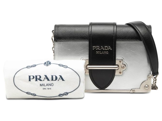 Prada Silberne Saffiano-besetzte Metallic Vitello Cahier Tasche - Ansicht 7
