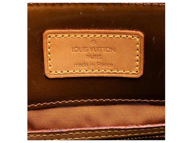 Louis Vuitton Borsa Reade MM in Vernis Monogram Marrone Bronzo - vista 5