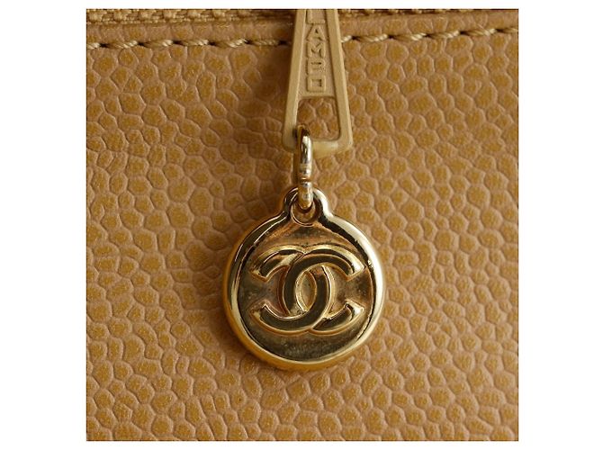 Borsa a Mano Chanel Matelassé in Beige - vista 6