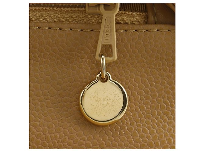 Borsa a Mano Chanel Matelassé in Beige - vista 7