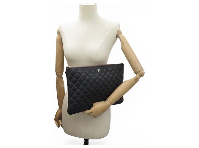 Timeless NUOVO BORSO CHANEL POCHETTE CLASSICA IN PELLE CAVIAR QUILT A82545 - vista 5