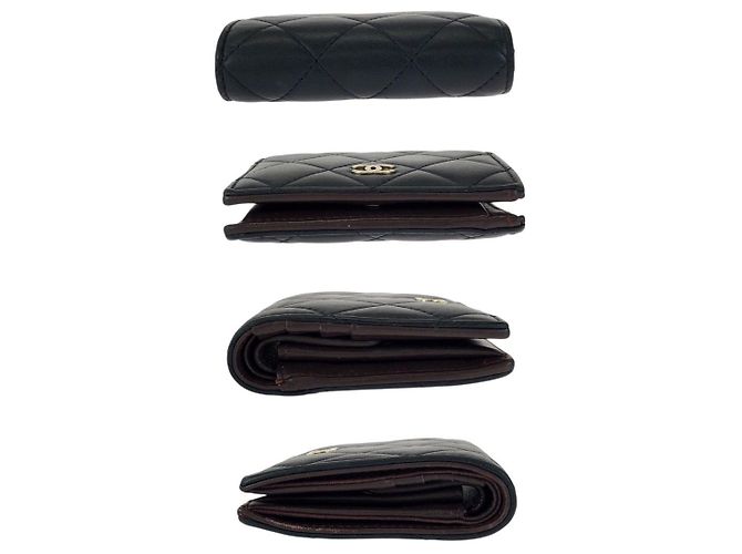 Billetera compacta de piel de cordero matelassé Chanel Negro - vista 10