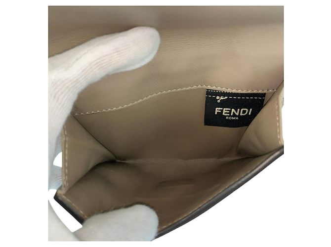 Fendi Leder Selleria Peekaboo Geldbörse - Ansicht 5