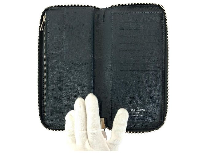Louis Vuitton Monogram Cobalt Wallet Blue - view 7
