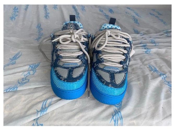Sneakers Louis Vuitton blu decorate con strass Grigio Blu chiaro - vista 3