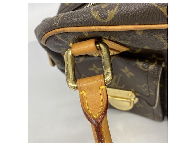 Borsa Manhattan PM Monogram Louis Vuitton Marrone - vista 9