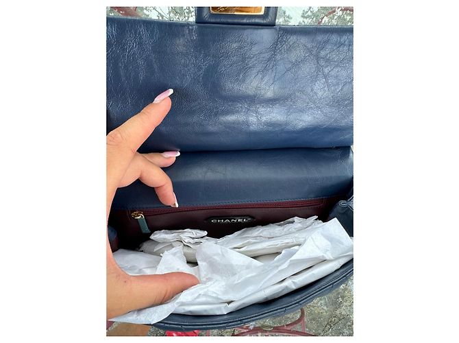 Bolso Chanel 2.55 con Solapa en Cuero Azul Marino - vista 9