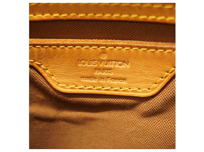 Borsa Tote Cabas Mezzo Monogram di Louis Vuitton Marrone - vista 5