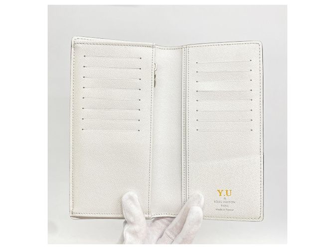 Portafoglio Lungo Brazza Taigarama di Louis Vuitton Bianco - vista 3