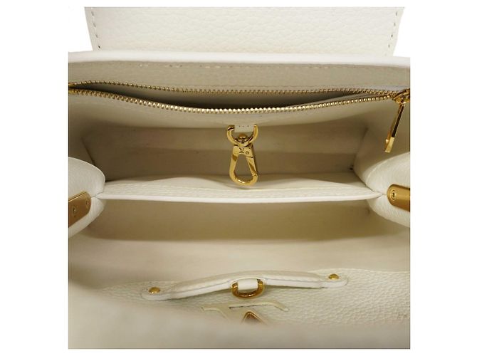 Borsa Capucines BB Louis Vuitton Bianco - vista 4