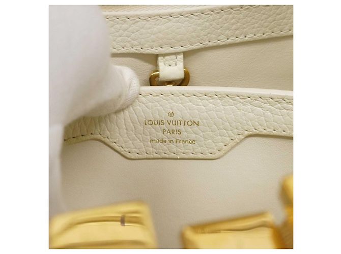 Borsa Capucines BB Louis Vuitton Bianco - vista 5