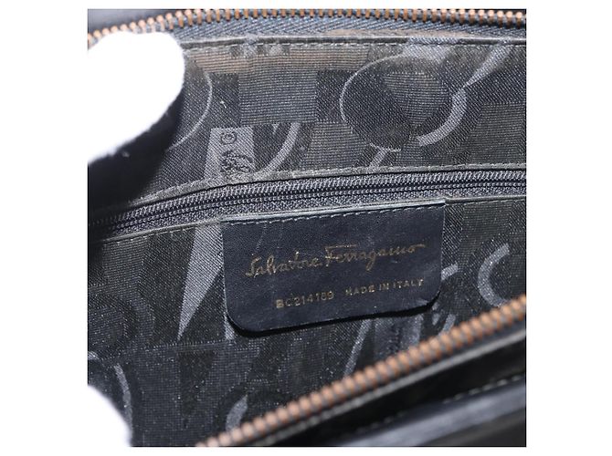 Borsa Tote Gancini in pelle nera e oro Salvatore Ferragamo Auth YKZ727 - vista 12