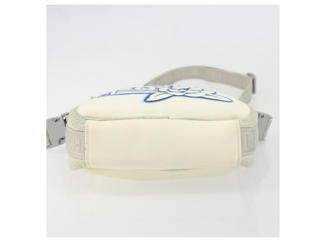 Borsa a Spalla Camelia Linea Sport CHANEL Nylon Bianco CC Auth YKZ1607A - vista 5