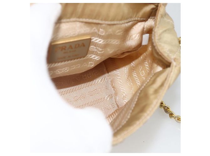 Borsa a Spalla con Catena Prada in Nylon Beige Oro Auth bs34265 D'oro - vista 20