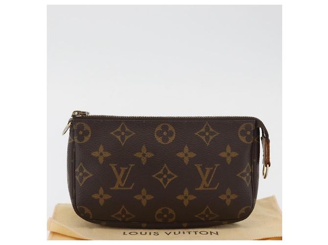LOUIS VUITTON Mini Pochette Accessori Monogram Pouch M58009 LV Auth BAZ466 Monogramma - vista 12
