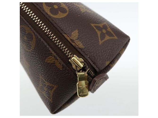 LOUIS VUITTON Pochete Cosmética Demi Ronde Monograma M47520 LV Auth BA12002 - vista 8