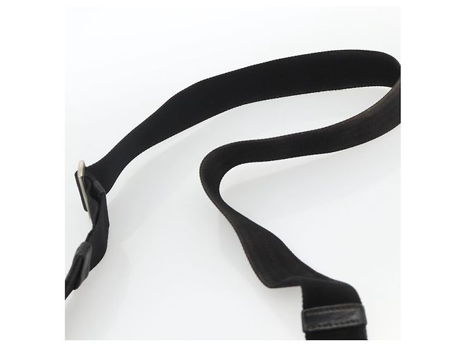 Borsa a Spalla in Pelle Nera e Argento PRADA Auth ka3716 Nero - vista 14