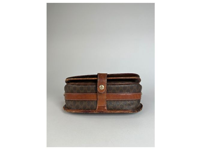 Céline Vintage Celine Paris Triomphe Monogramm Leder Schultertasche Braun - Ansicht 10