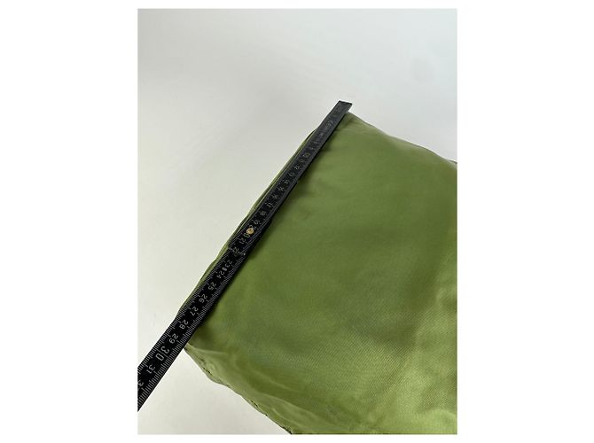 Tote Vintage Prada Dreiecks-Polyester-Tasche grün - Ansicht 12